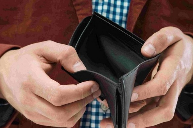 В правительстве предлагают позволить не выходить на работу при задержках зарплаты