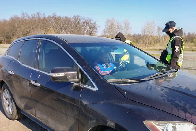 Фото: Информатор. Запрет на въезд в Днепр: как работают пропускные посты и кого останавливают