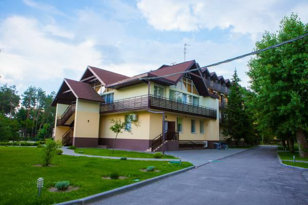 Беженцев начал принимать курорт под Днепром