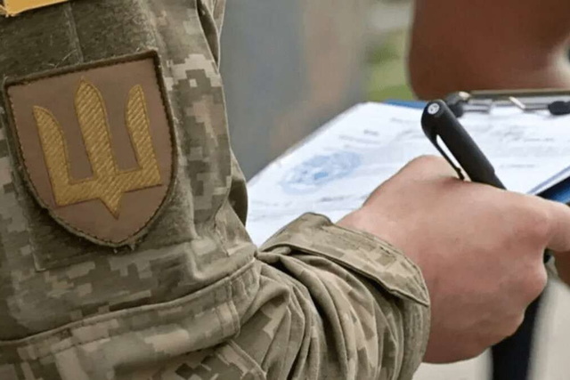 Два мільйони чоловіків можуть зняти з розшуку ТЦК: яких змін в мобілізації чекати дніпрянам
