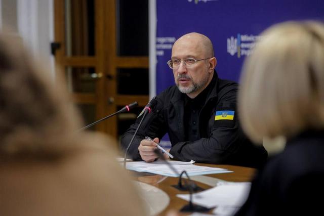 фото t.me/Denys_Smyhal Следующая зима пройдет в таких же сложных условиях, как и нынешняя, – Шмыгаль