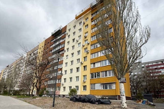 Дома на Калиновой одевают новый наряд