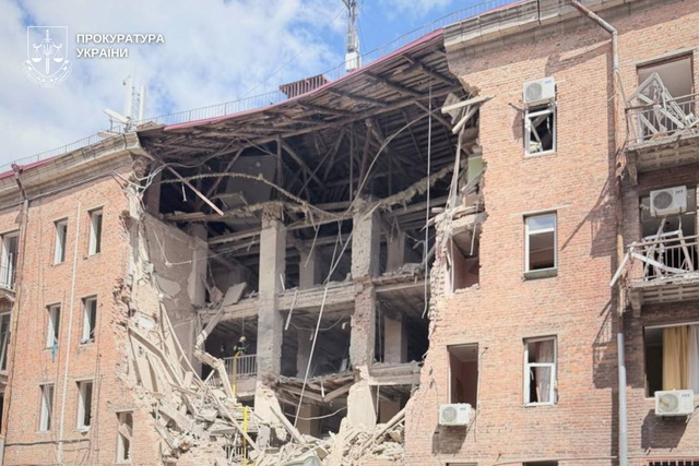 �������� ���������� ����� �� ������ � ���� ������� �� 9 ��������� 