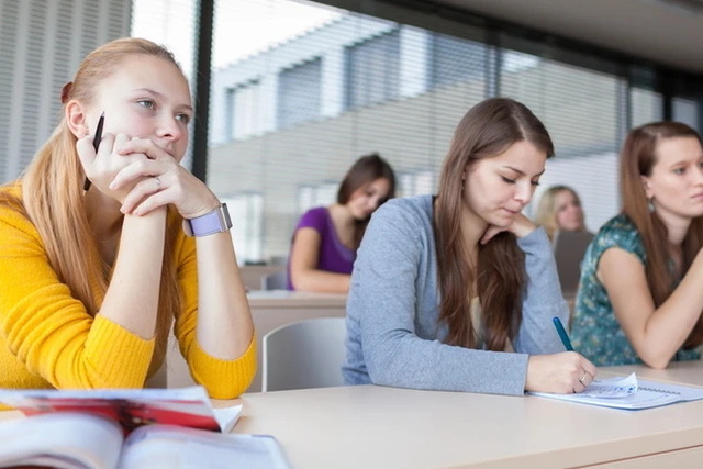 ������ � ��� � �������� �������� ������� �� ���� �������� �� ����� ���������������� �� ��������� ����������: �� �����