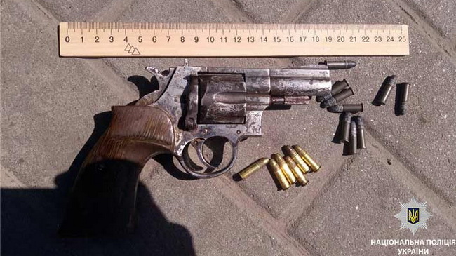 17 кримінальних проваджень за фактами незаконного обігу зброї відкрито у Кам’янському ВП