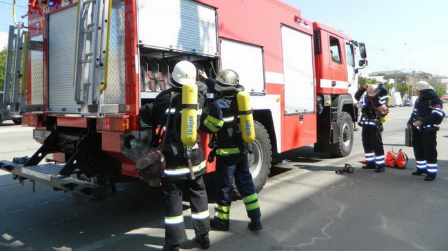 За минувшую неделю спасатели Каменского 14 раз выезжали на пожары