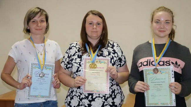 Каменские шашистки вернулись с медалями с Кубка Украины