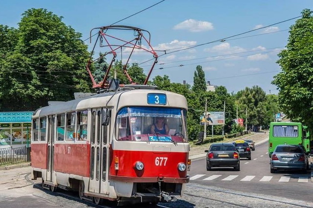 В Каменском временно приостановит движение трамвай №3