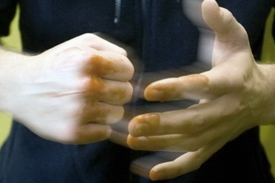 У Кам'янському затримали чоловіка, який побив і пограбував матір