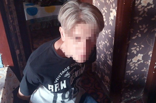 В Каменском полицейские задержали мужчину, который из ревности ранил сожительницу ножом