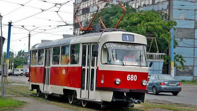 В четверг в Каменском будет временно приостановлено движение трамваев