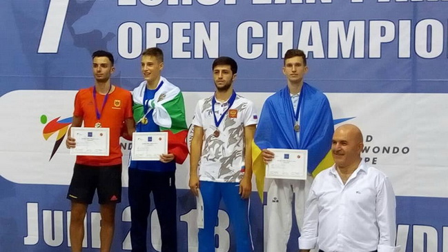 Тренер по тхеквондо Ярослав Швец привез в Каменское европейскую «бронзу»