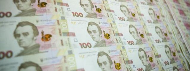 Если вы обнаружили у себя фальшивые деньги, лучше обратиться в полицию, а не пытаться их сбыть. Фото: Flickr via NBU Фальшивые деньги: где чаще всего попадаются и как их распознать