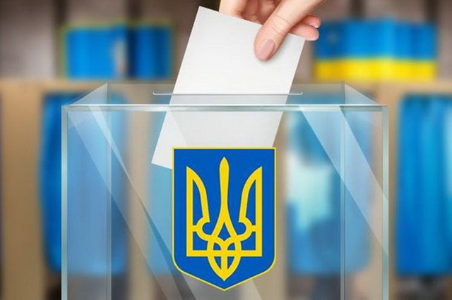 Избирательная гонка в Каменском началась: стали известны кандидаты в депутаты