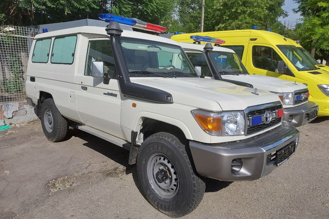 Бригады «скорой помощи» Днепропетровщины получили 3 новых авто