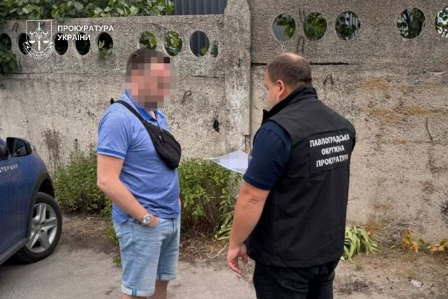 Растрата средств при закупке электроэнергии — в Павлограде подозревают директора коммунального предприятия