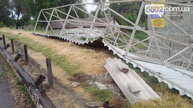 В Днепродзержинске за разрушенные в результате ДТП объекты никто ответственности не несет?