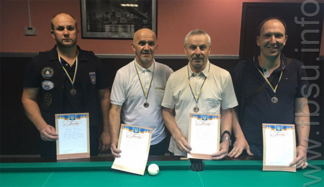 Спортсмены из Каменского стали призерами Всеукраинского бильярдного турнира