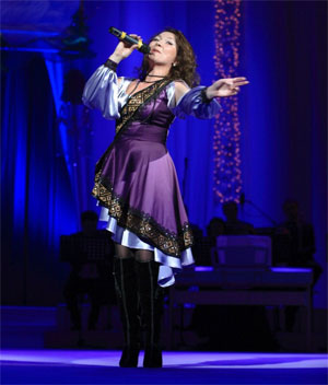 Світлана Комарова - заслужена артистка України!