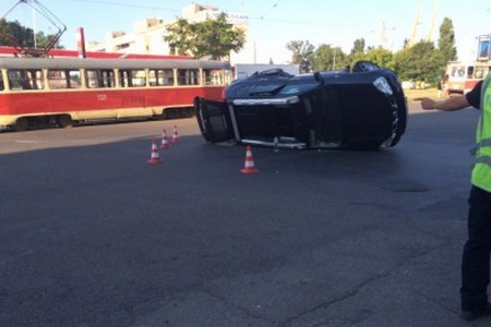 ����� �������� ���� ��������� � ������� � �������������