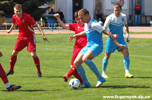 Футбольная Суперлига области: год без Днепра