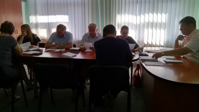 В Каменском на комиссии горсовета по ЖКХ обсуждали индивидуальное отопление и ремонты домов, имеющих историческое значение