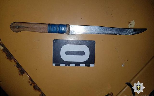 ������� ��������� ����������, ��������� �� ���� � ������ � ��������� �������