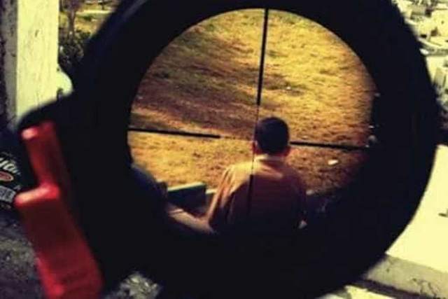 В Каменском мужчина стрелял по детям и угрожал им гранатой