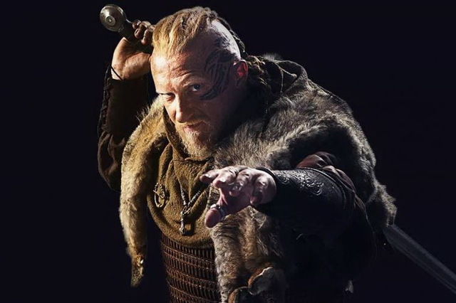 Олег Волощенко: «В жизни я занимаю место в зрительном зале»