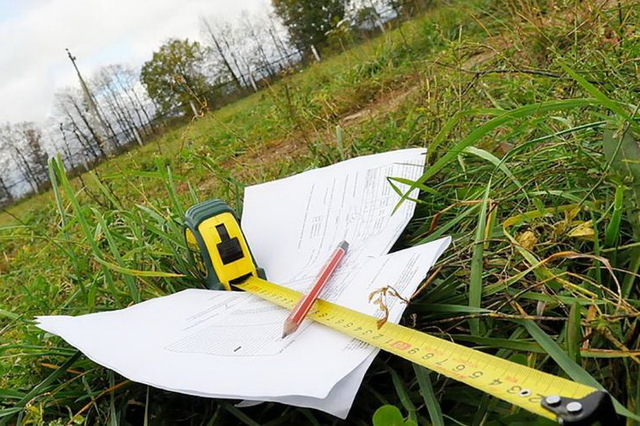 В Каменском Гимназия №27 получит в постоянное пользование 2 га земли