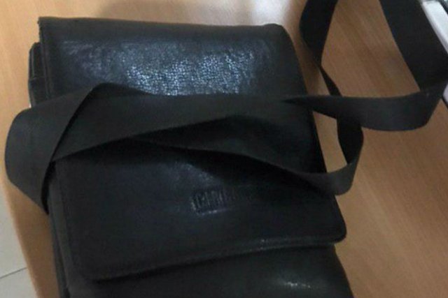 В Днепре мужчине вернули деньги и документы, которые тот потерял на автомойке