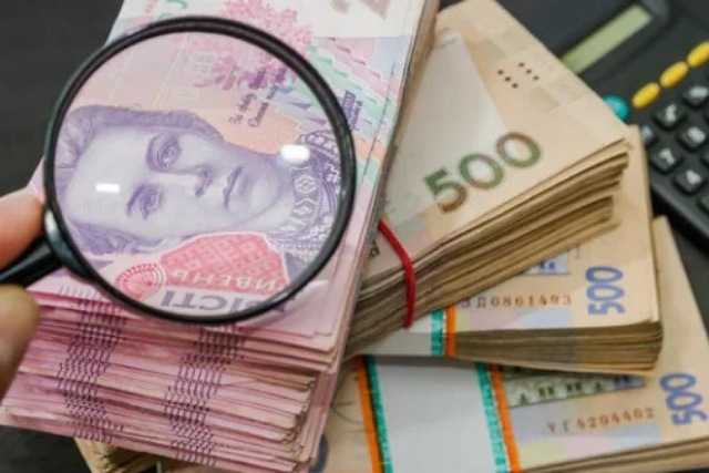 Количество фальшивых денег в Украине выросло на 62%