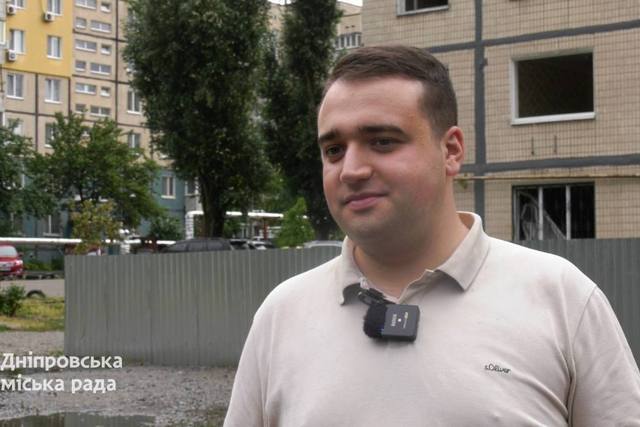 В горсовете Днепра объяснили причины обрушения конструкций дома номер 46 по просп. Героев, куда в прошлом году попал вражеский шахед
