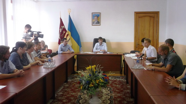 У Кам'янському дитячий будинок сімейного типу отримає автомобіль