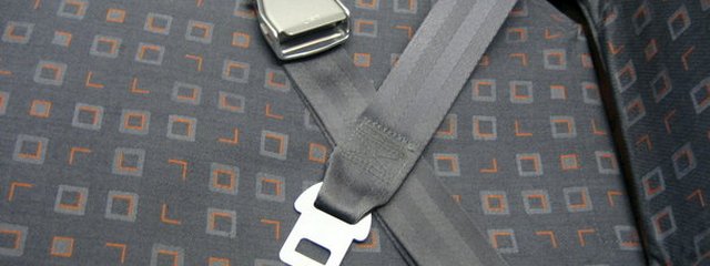 В автобусах могут стать обязательными пассажирские ремни безопасности