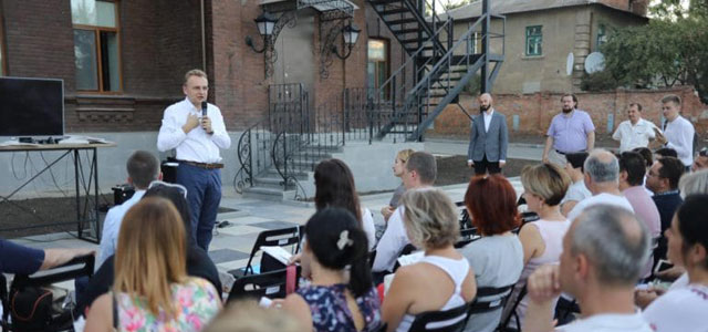 � ������� ��� ������ ���������� ������� � �����-����������� ������