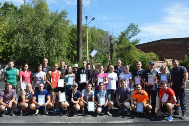 Спасатель из Каменского стал третьим в первенстве по легкоатлетическому кроссу