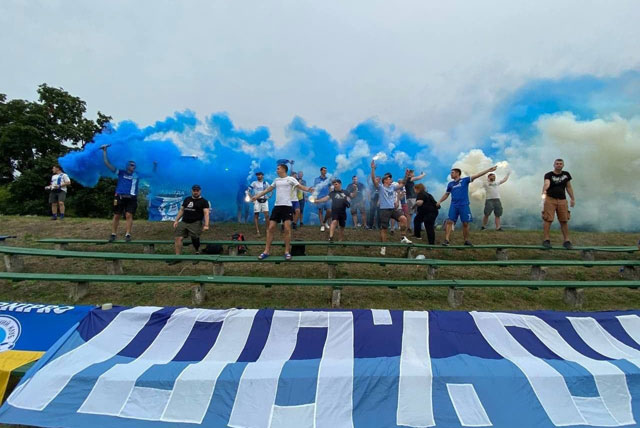 Фанаты ФК «Днепр» вышли из долгой спячки