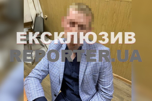 На улице Строительная мужчина угрожал пистолетом женщине и стрелял