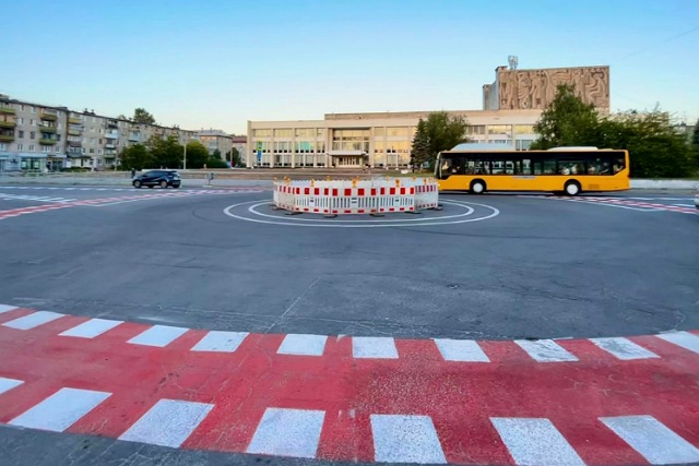 На проспекте Калнышевского обустраивают отдельные полосы для велосипедистов