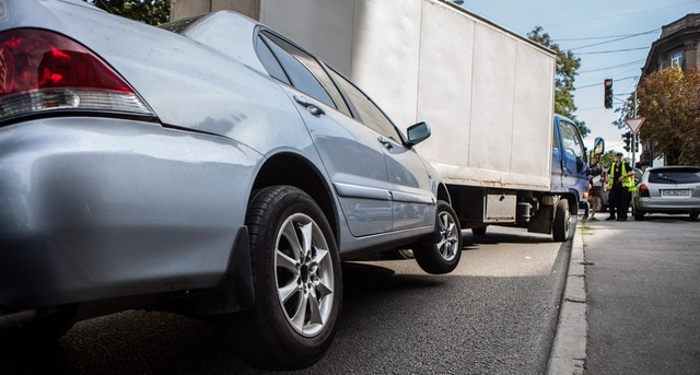 ДТП на Крутогорном спуске: у рефрижератора отказали тормоза