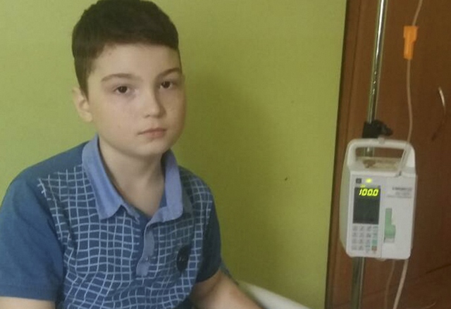 Мальчишке из Павлограда нужна наша помощь, чтобы побороть онкологический диагноз
