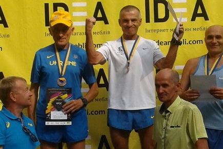 Кам'янчанин Василь Карпович став переможцем Міжнародного легкоатлетичного кросу