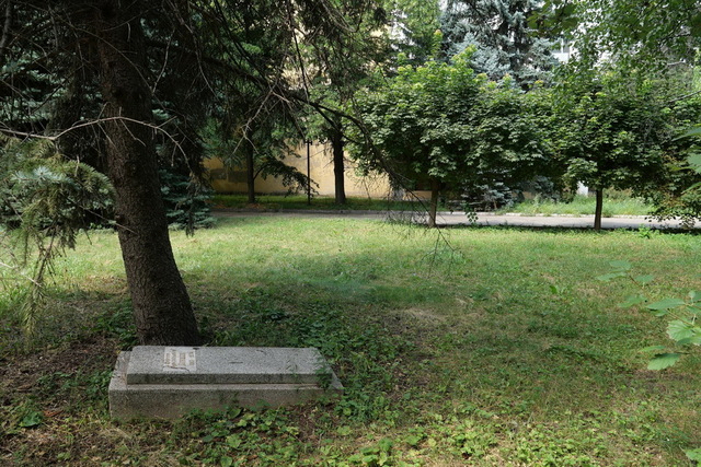        '