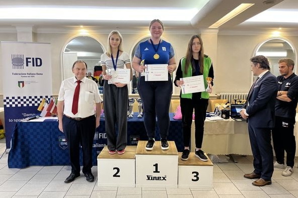 �������� �� ������ ��������� 2 ������ � ������ ��  ���������� ������