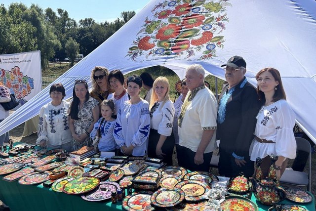 Художники из Днепропетровщины присоединились к фестивалю «Жива культура – Живий світ»