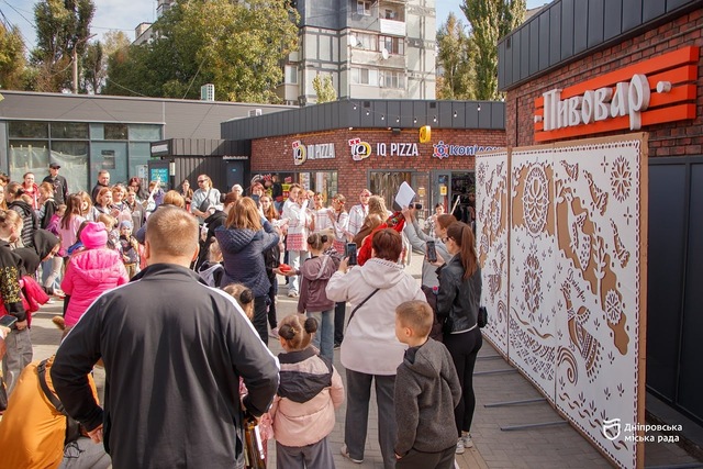 У Дніпрі проходять ярмарки по всьому місту