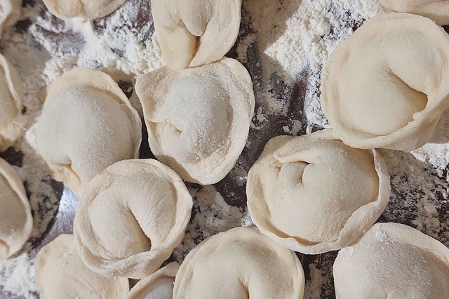 У Кам'янському встановили новий рекорд України з ліплення пельменів