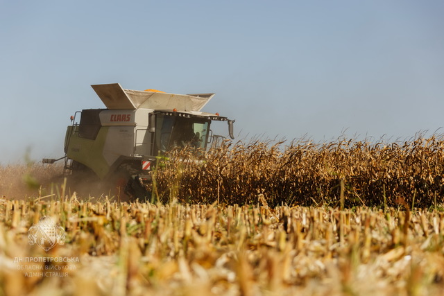 Аграрії Дніпропетровщини зібрали понад 1,7 млн тонн зернових і зернобобових