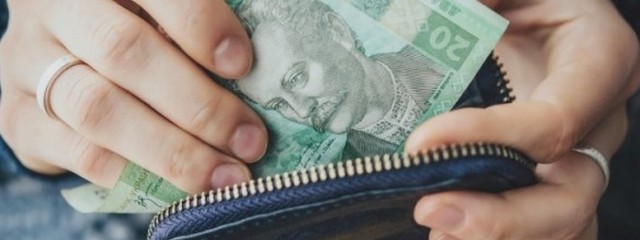 Средняя зарплата в Украине за год увеличилось на 23% - Госстат